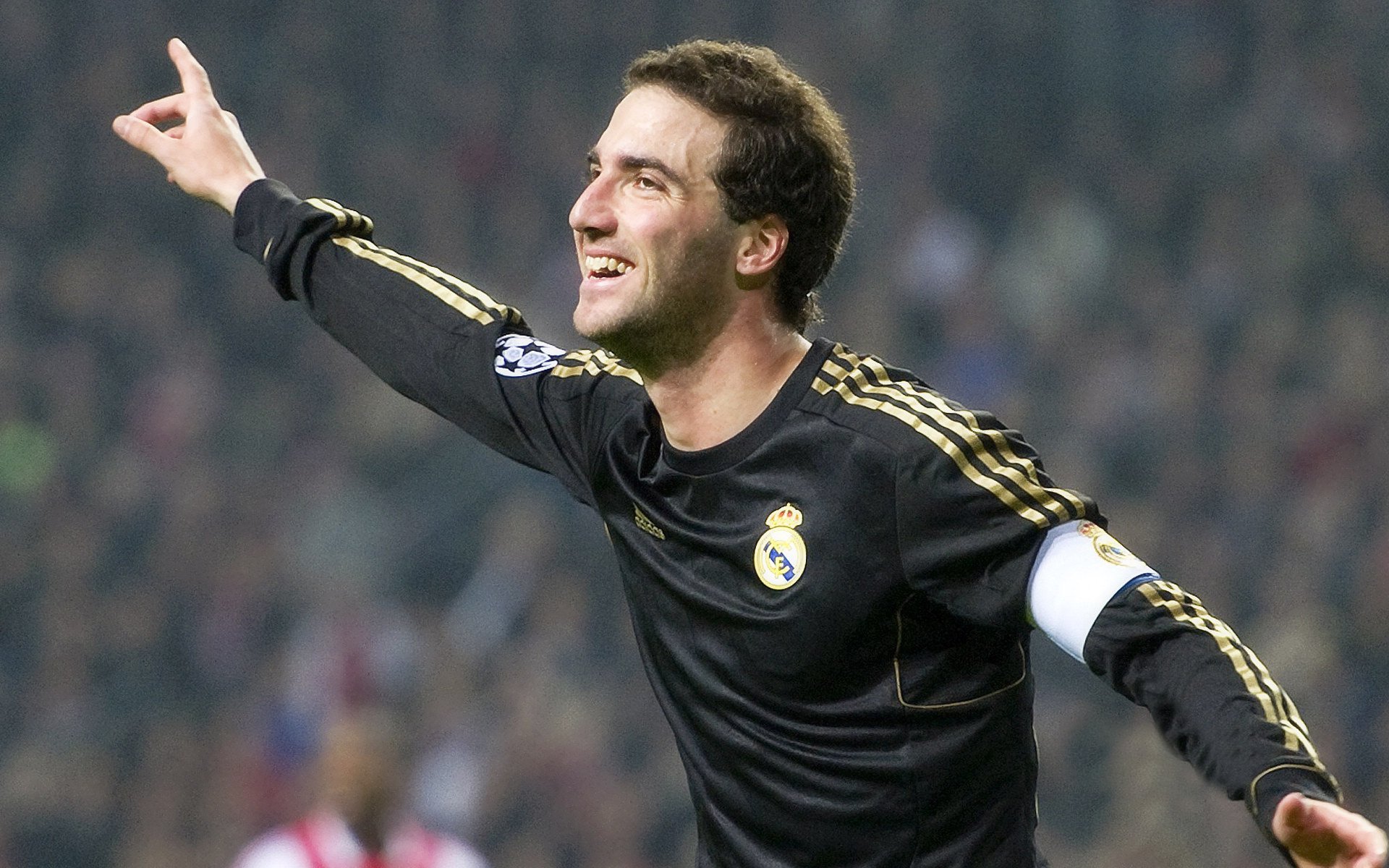 开云体育官网-国际热身赛中国足球晋级 球迷一致好评，国际足球热身赛是什么